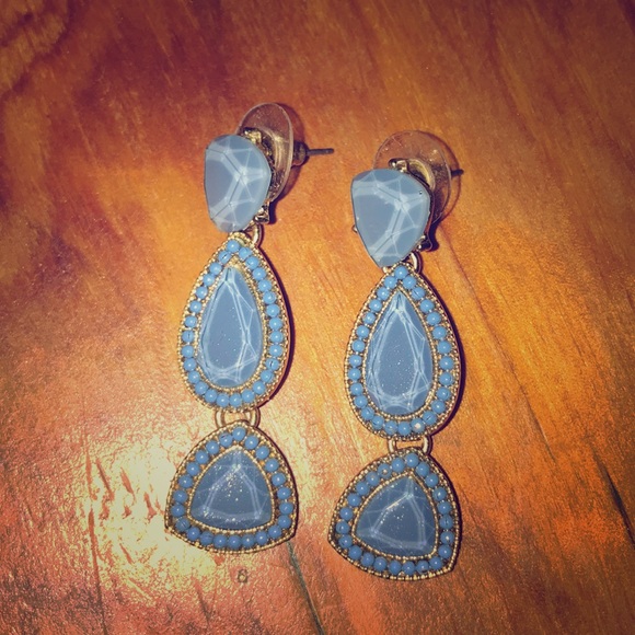 Gorgeous blue drop earrings - Picture 2 of 2